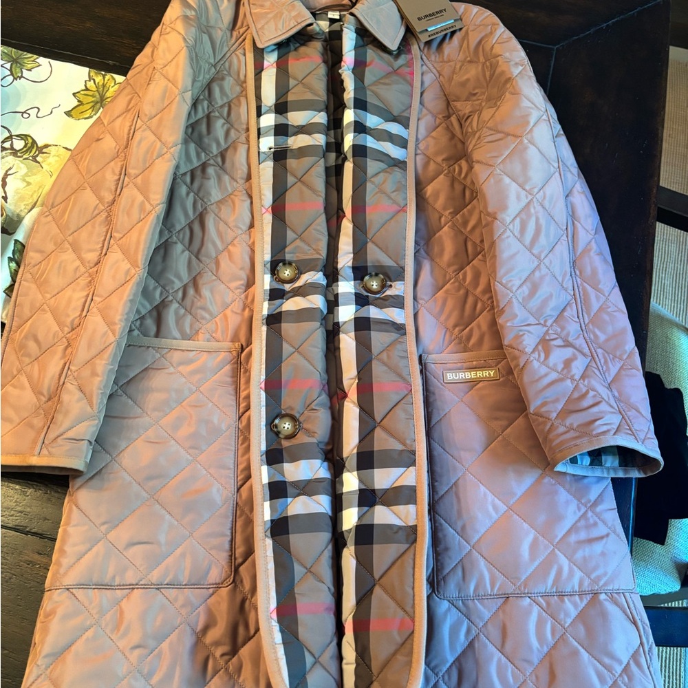 Burberry NWT Tan “Thything” Quilted Coat small